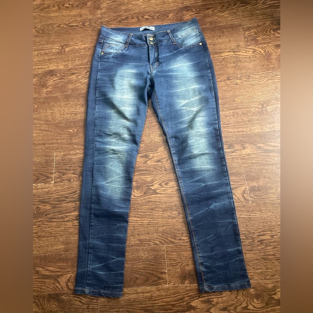 Skinny Blue Jeans - Picture 1 of 4